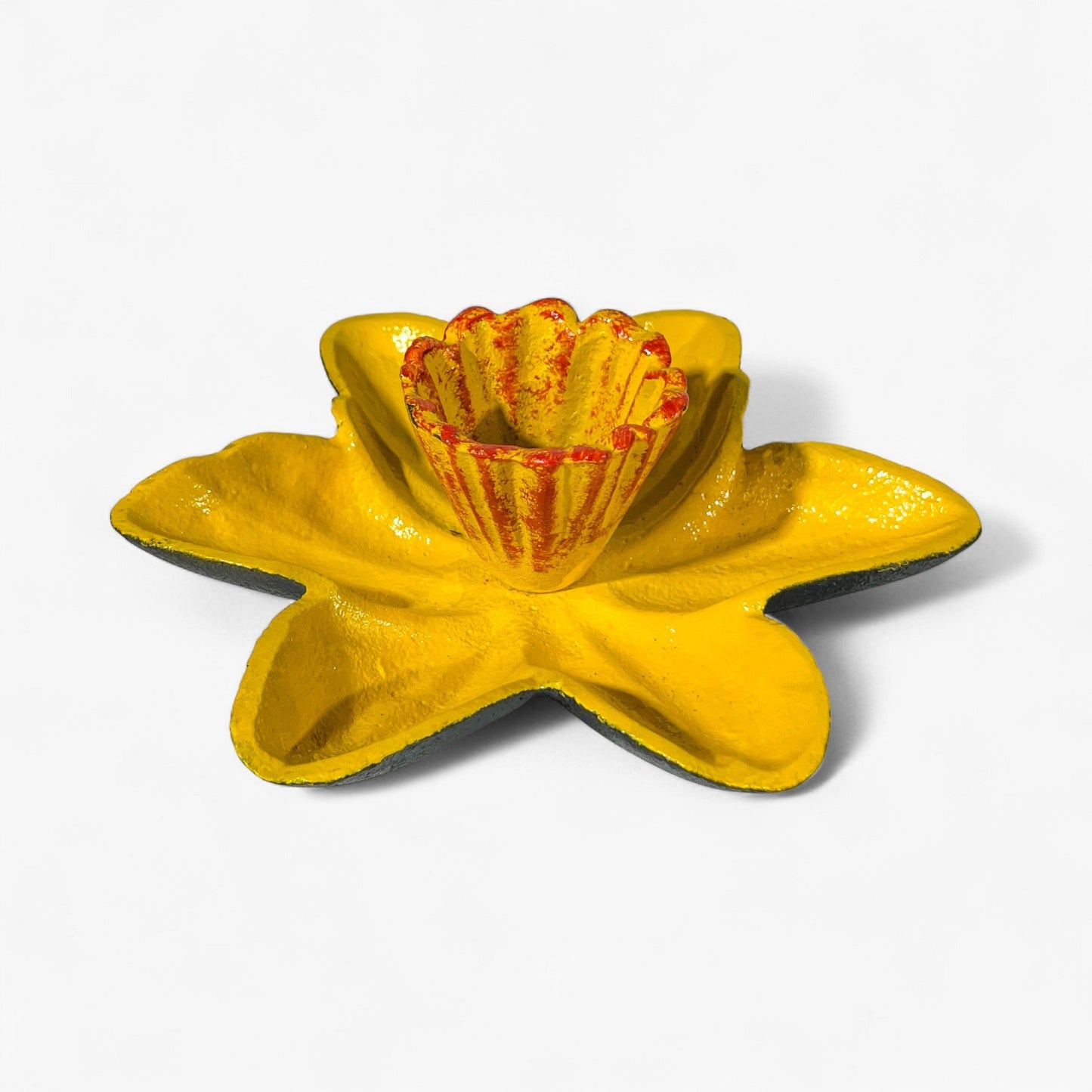 Daffodil Bird Feeder and Bath, Cast Iron Garden Stake Outdoor Decor